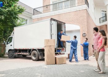 How do you select local Movers?