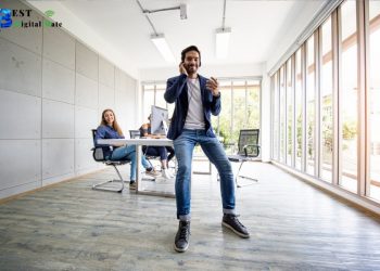 What To Look for In Software for A Hybrid Workplace