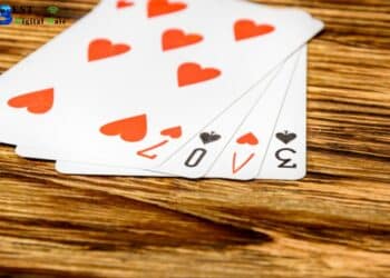 Play Different Types of Tournaments On Poker Saint